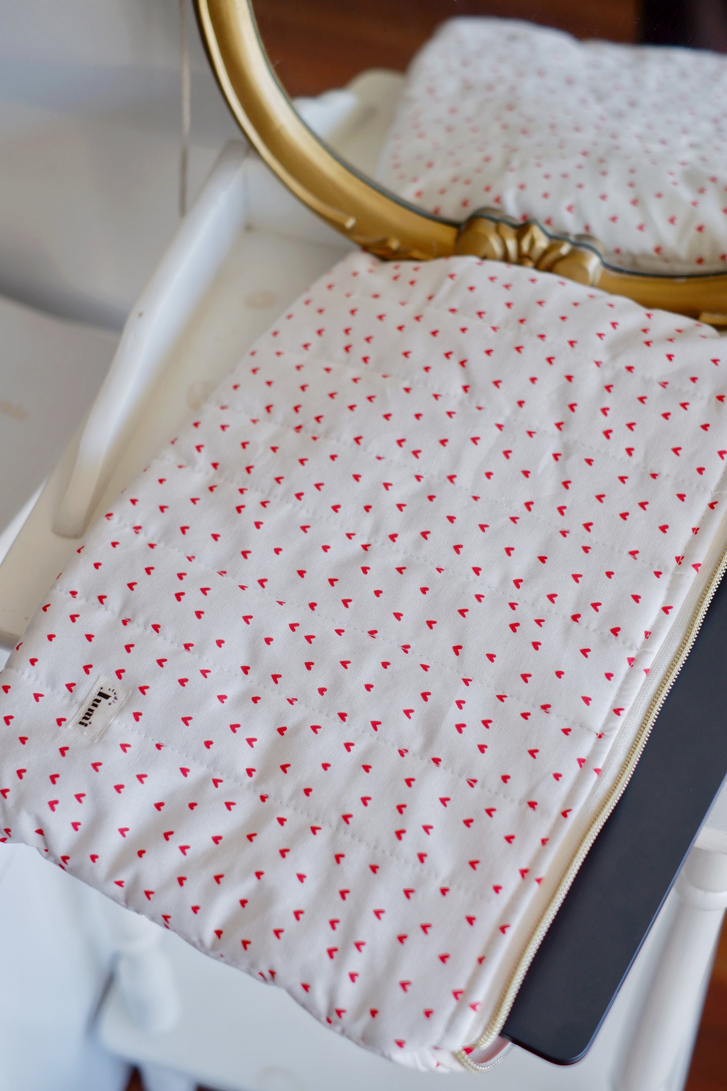 Red Hearts Laptop & Ipad Sleeve