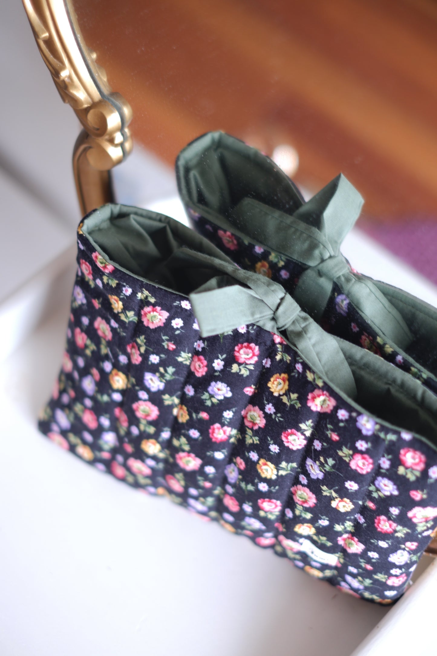 Black Vintage Florals Book Sleeve