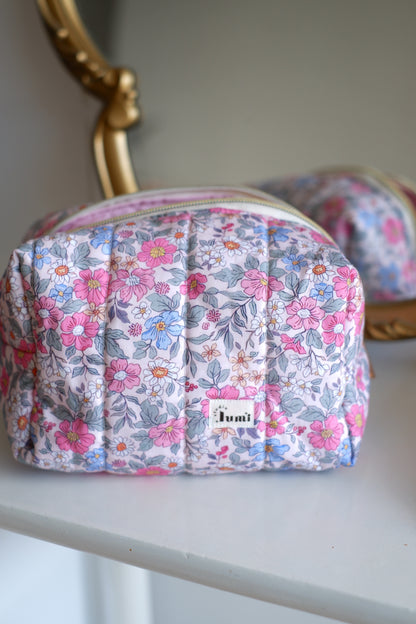 Colourful Daisies Carry All Pouch Classic Size