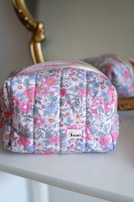 Colourful Daisies Carry All Pouch Classic Size