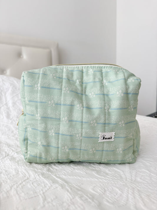 Green Victorian Carry All Pouch Deluxe Size