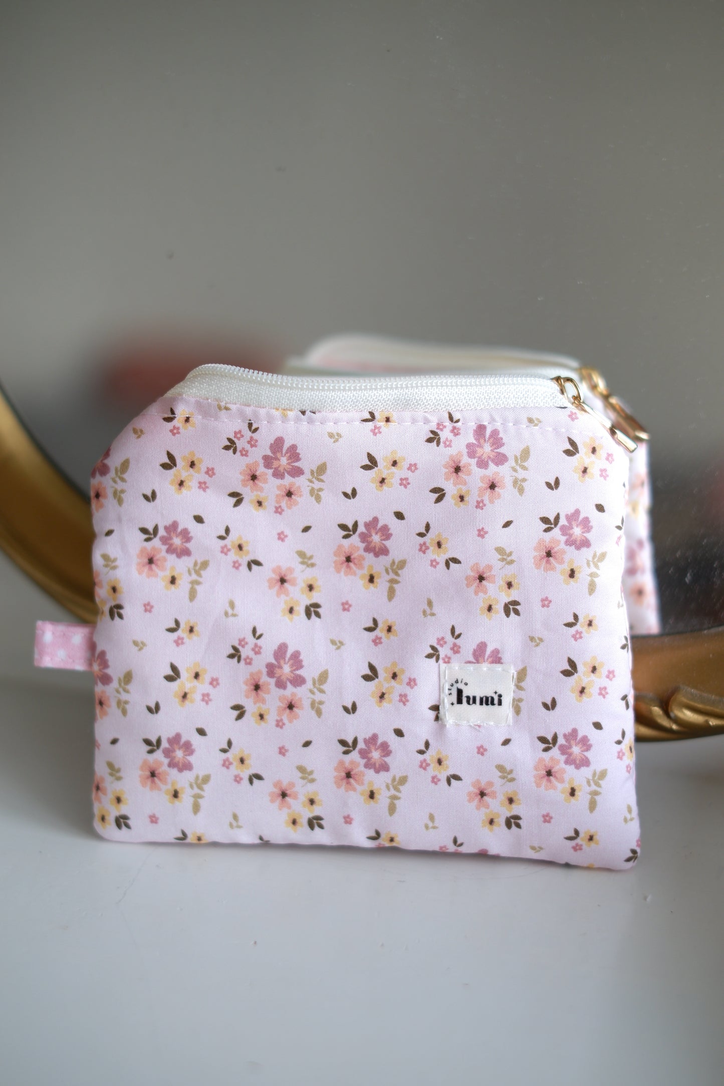 Vintage Flowers Keychain Wallet